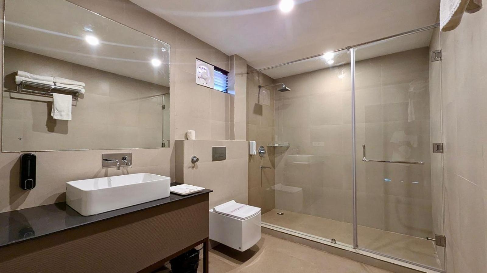 Samskara&Samsara Hotel Lansdowne Bagian luar foto