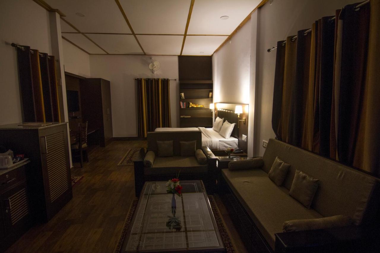 Samskara&Samsara Hotel Lansdowne Bagian luar foto