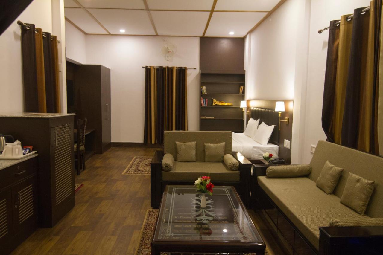 Samskara&Samsara Hotel Lansdowne Bagian luar foto